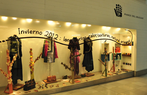 manos del uruguay invierno 2012 Vidriera Punta Carretas Shopping 6